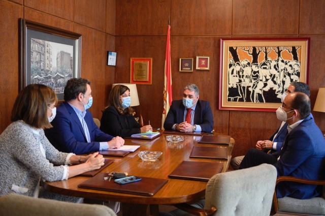 Reunión con la Cámara de Comercio de Torrelavega